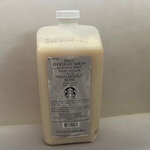 New Starbucks White Chocolate Mocha Flavored Syrup 63 fl oz